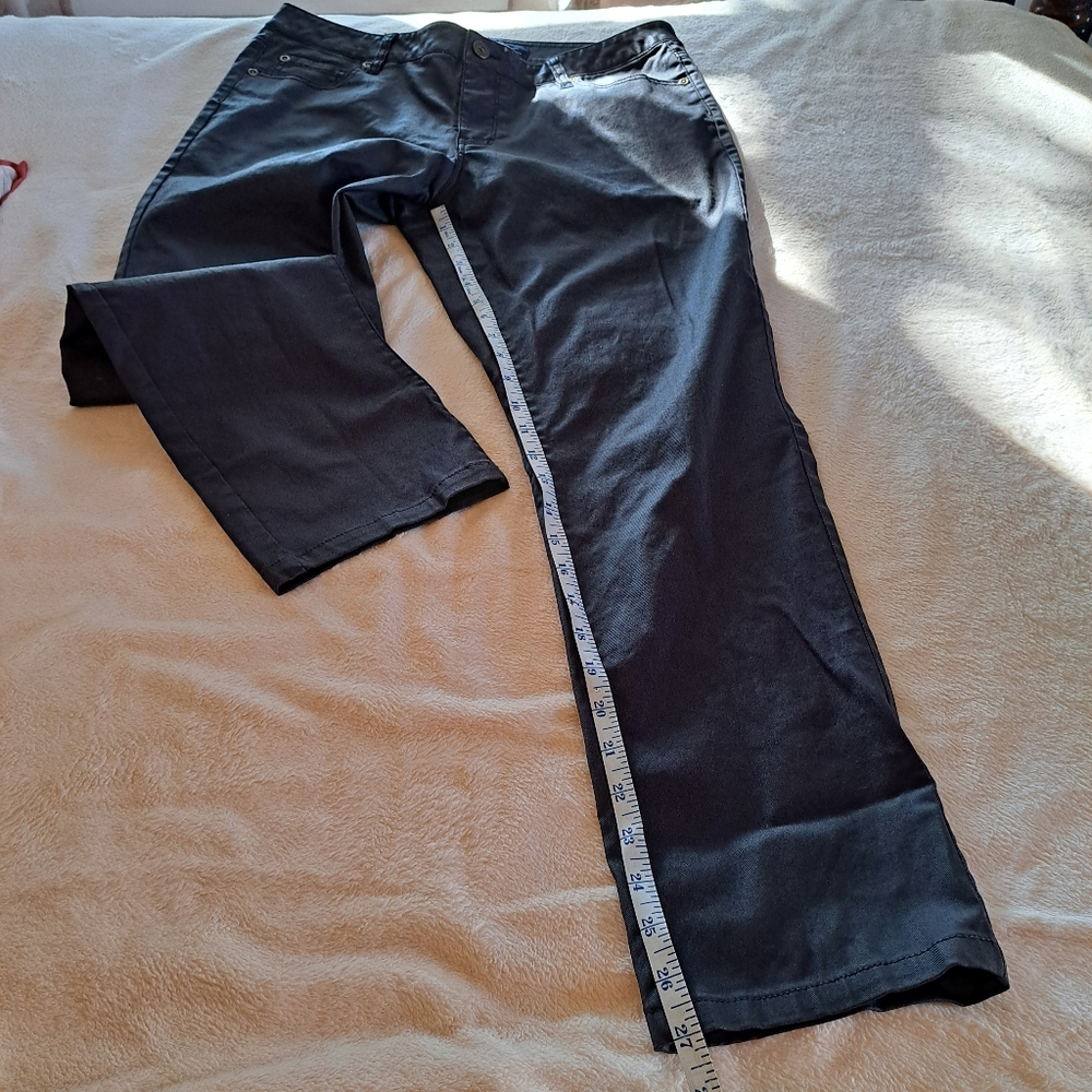 Salt Works Jeans - Picture 7 of 8